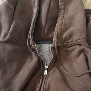 Brandy Melville Chocolate Brown Zip-Up Hoodie